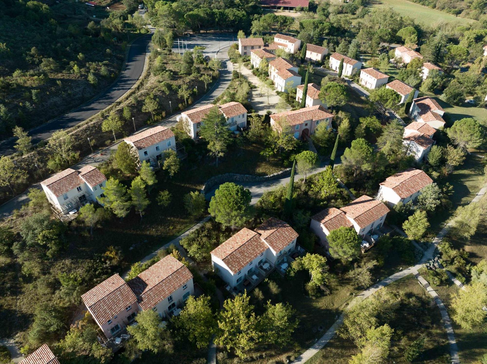 Village Pierre & Vacances Le Rouret Grospierres Bagian luar foto